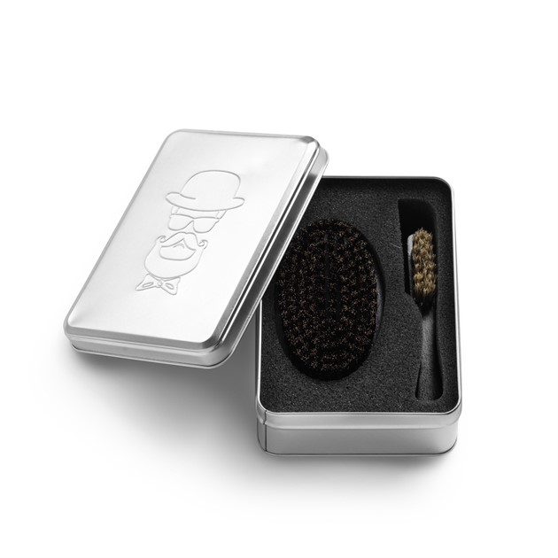 Barber kit brushes
